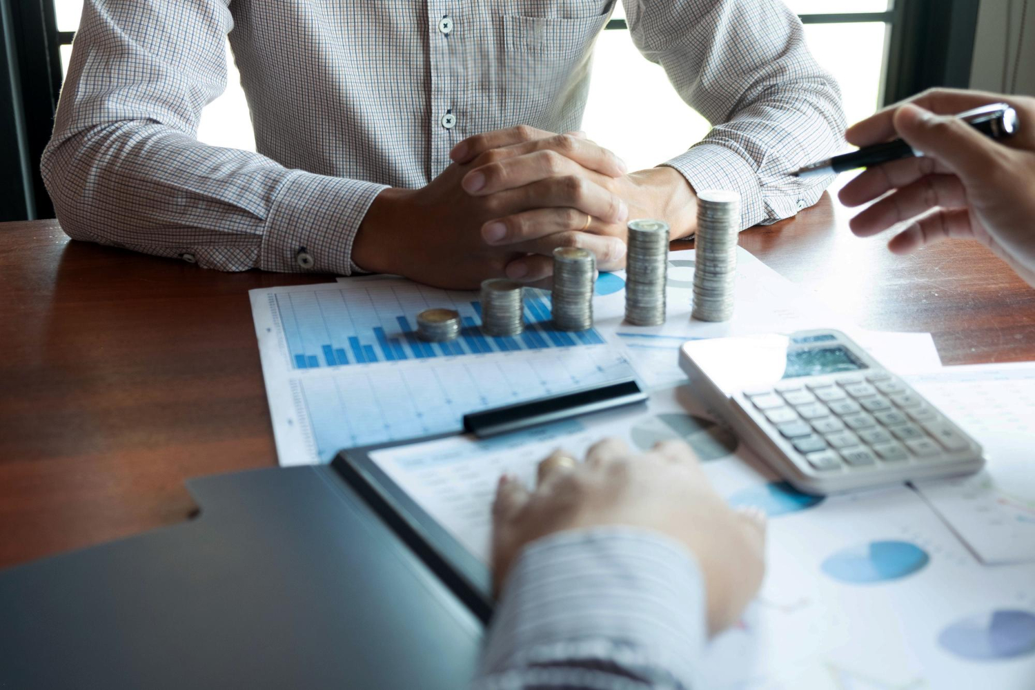 Terceirização do financeiro x equipe interna: qual o ponto de virada?