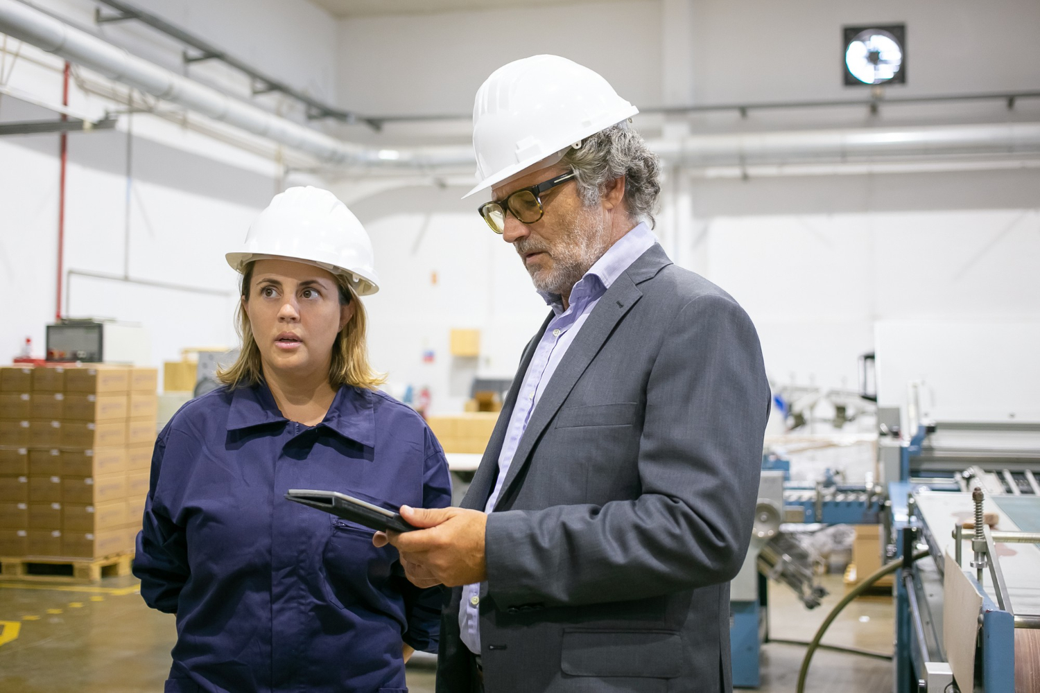 Como reduzir custos operacionais em empresas industriais